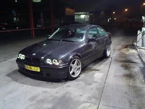 bmw318is.jpg